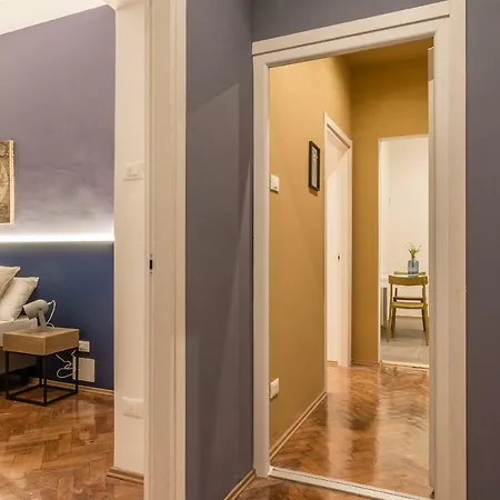 Elegante Da 6 Blu&oro * Trieste