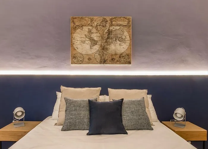 Elegante Da 6 Blu&oro * Trieste