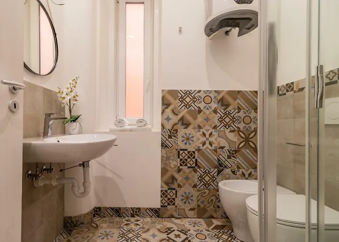 Elegante Da 6 Blu&oro Apartment