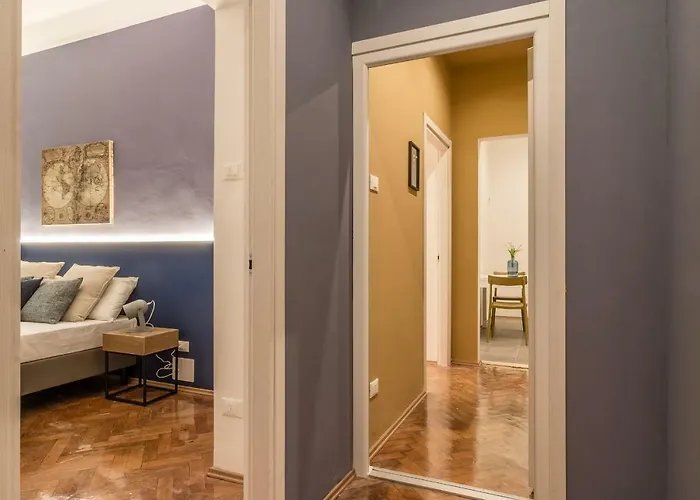 Elegante Da 6 Blu&oro * Trieste